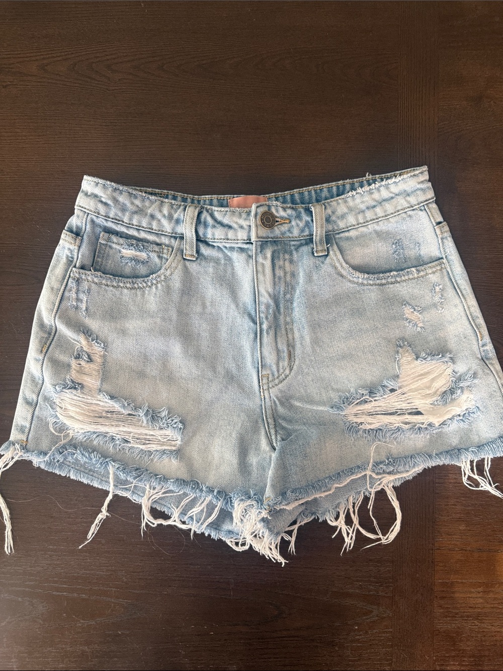 Show Me Your Mumu Distressed Denim Shorts – Size 26